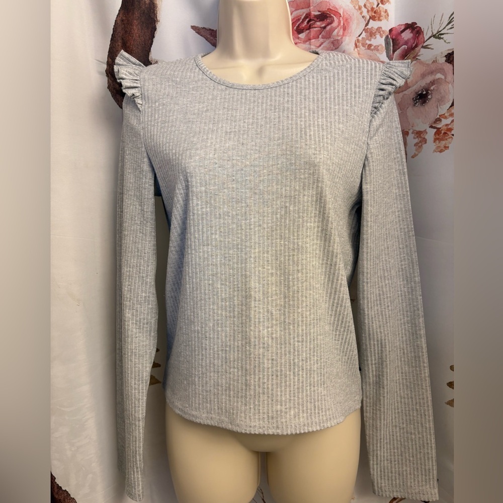 Women's Gray Buffalo Ruffle Shoulder Top​​